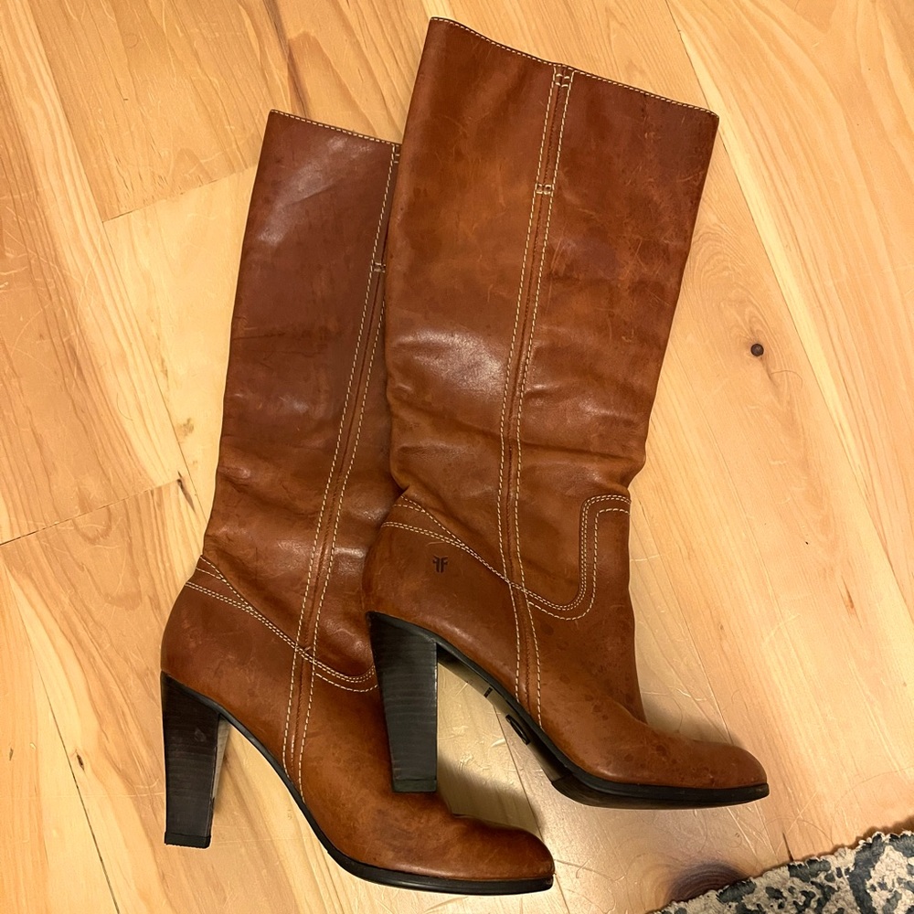 Frye Vicki Campus Heeled Boot like new❤️